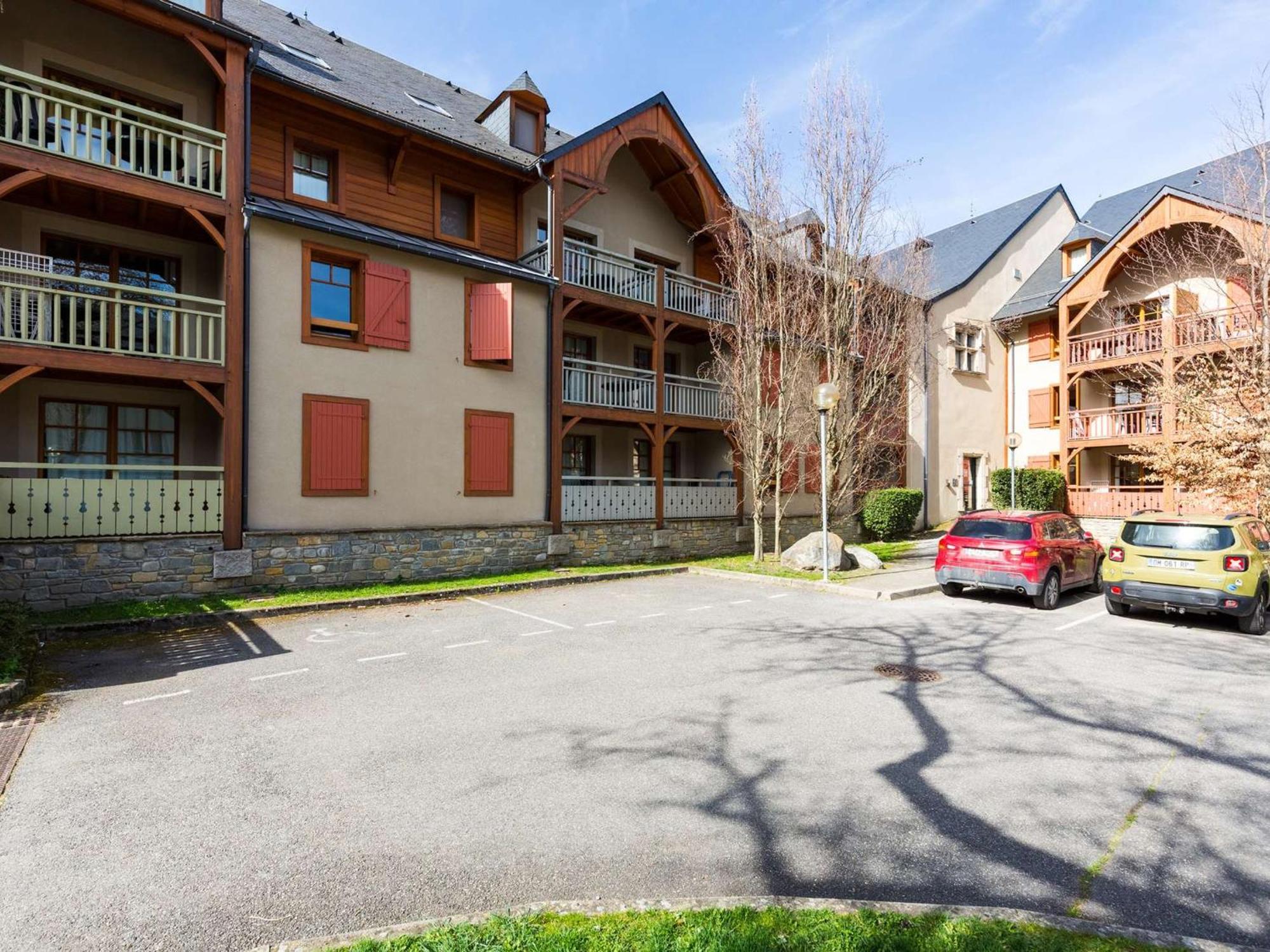 Appartement Duplex Centre Saint-Lary Avec Piscine, Sauna Et Parking - Fr-1-296-395 Exteriör bild